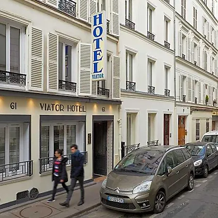 Viator Hotel *