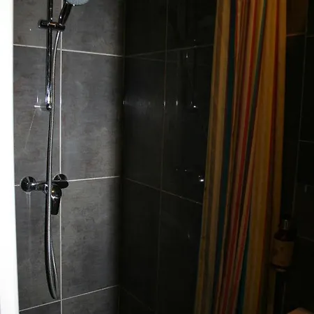 Viator Otel Paris
