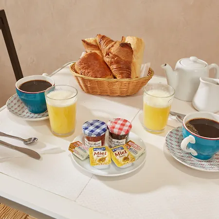 Viator Hotel Paris