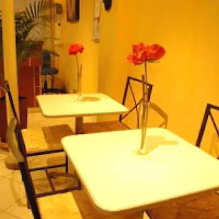 Viator Hotel Paris