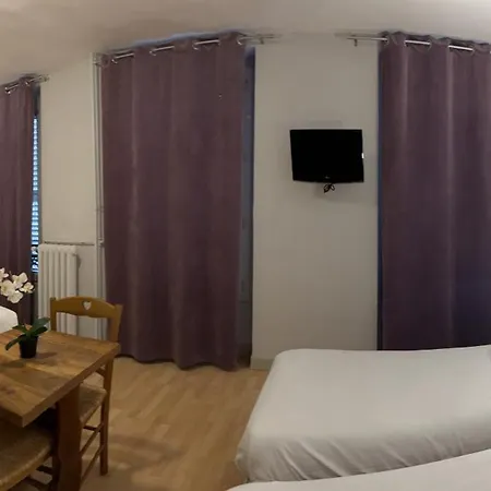 Viator Hotel