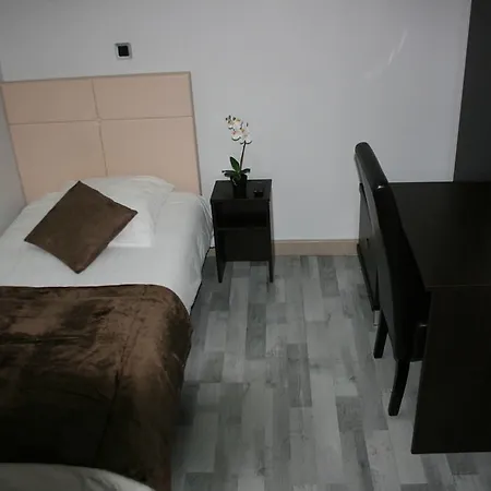 Viator Hotel Paris